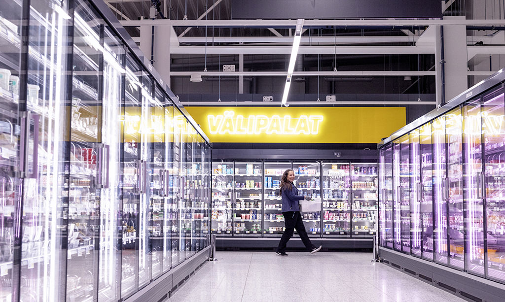 Uusi S-market Oulunsalossa tuottaa kylmästä lämpöä kaukolämpöverkkoon.
